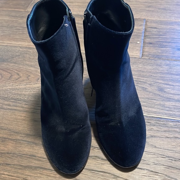 Club Monaco shoes. Size 38.5 - Picture 2 of 3